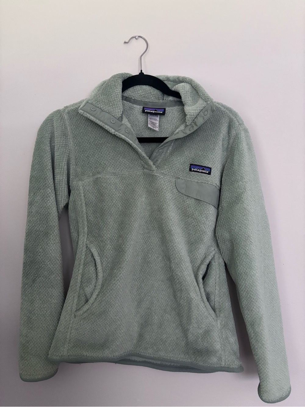 Patagonia Women's Mint Green Snap-Button Fleece Pullover